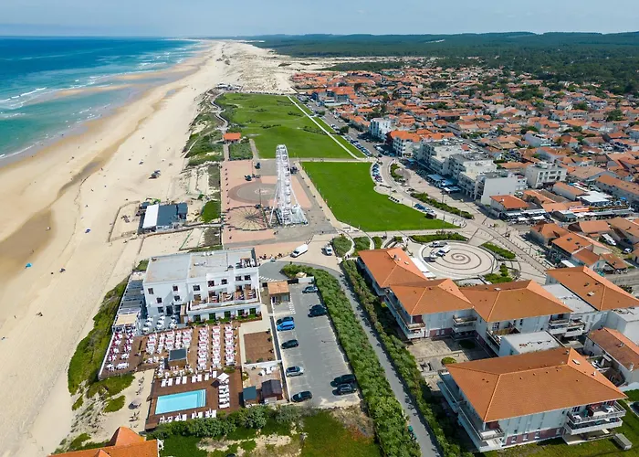 A - 4 Pers, Proche Et Commerces, Terrasse, Menage Inclus - Fr-1-319-394