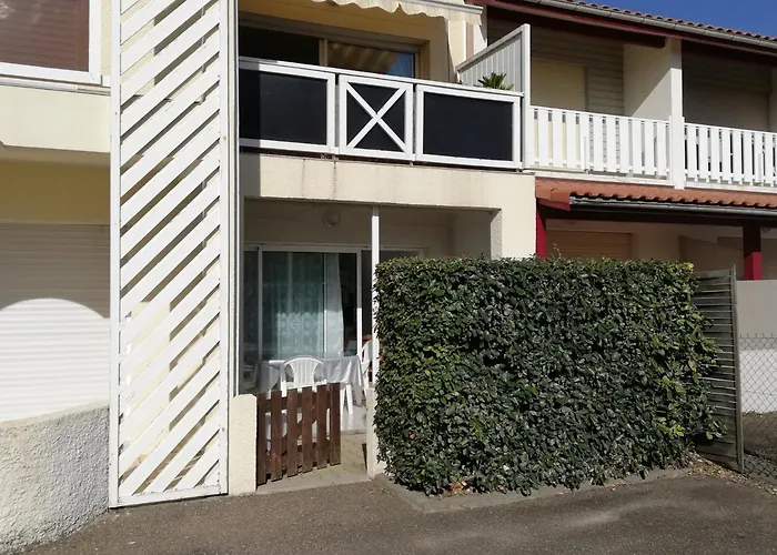 A - 4 Pers, Proche Et Commerces, Terrasse, Menage Inclus - Fr-1-319-394 Biscarrosse-Plage