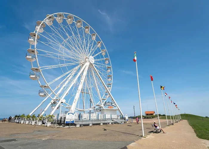 Apartment A - 4 Pers, Proche Et Commerces, Terrasse, Menage Inclus - Fr-1-319-394 *